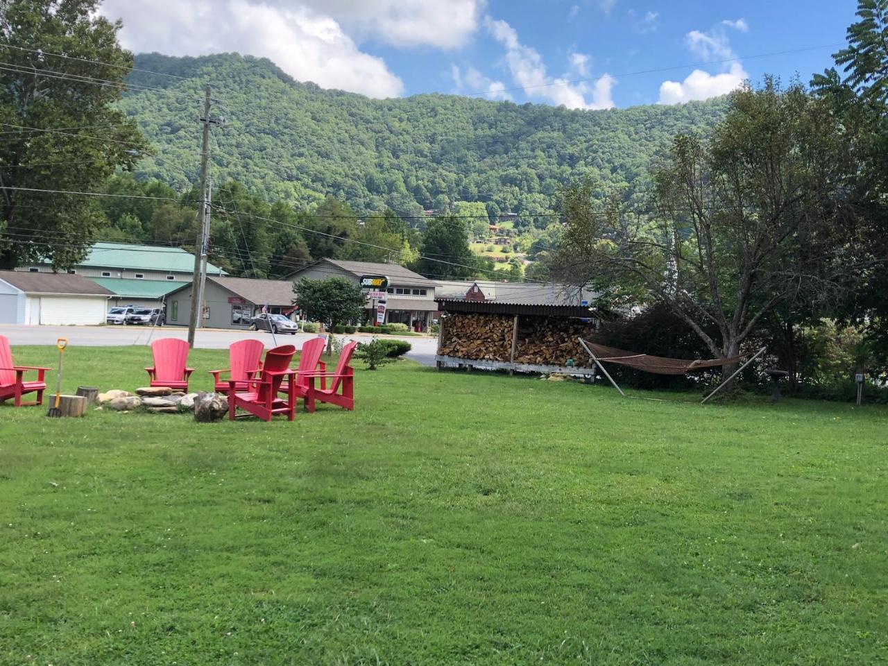 Cardinal Inn Maggie Valley Exterior foto